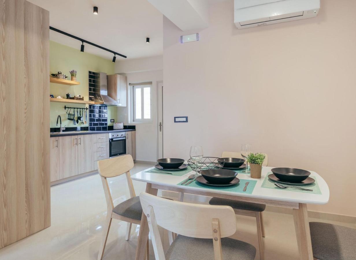 Corner45 Apartments In Kalamaki Center, By Zantewize מראה חיצוני תמונה